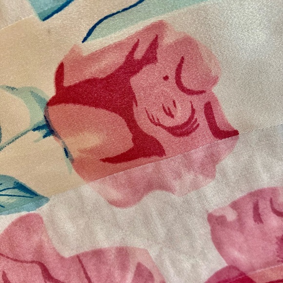 Floral spring silk scarf. - Picture 10 of 11